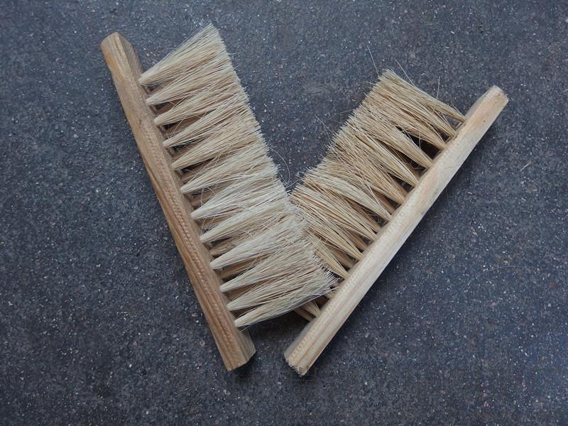 動(dòng)物毛,尼龍,PP材質(zhì)做成的毛刷,哪種材質(zhì)更好?